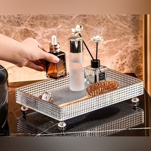 Medium Size Cosmetic Storage Organizer - Picture 2 of 5